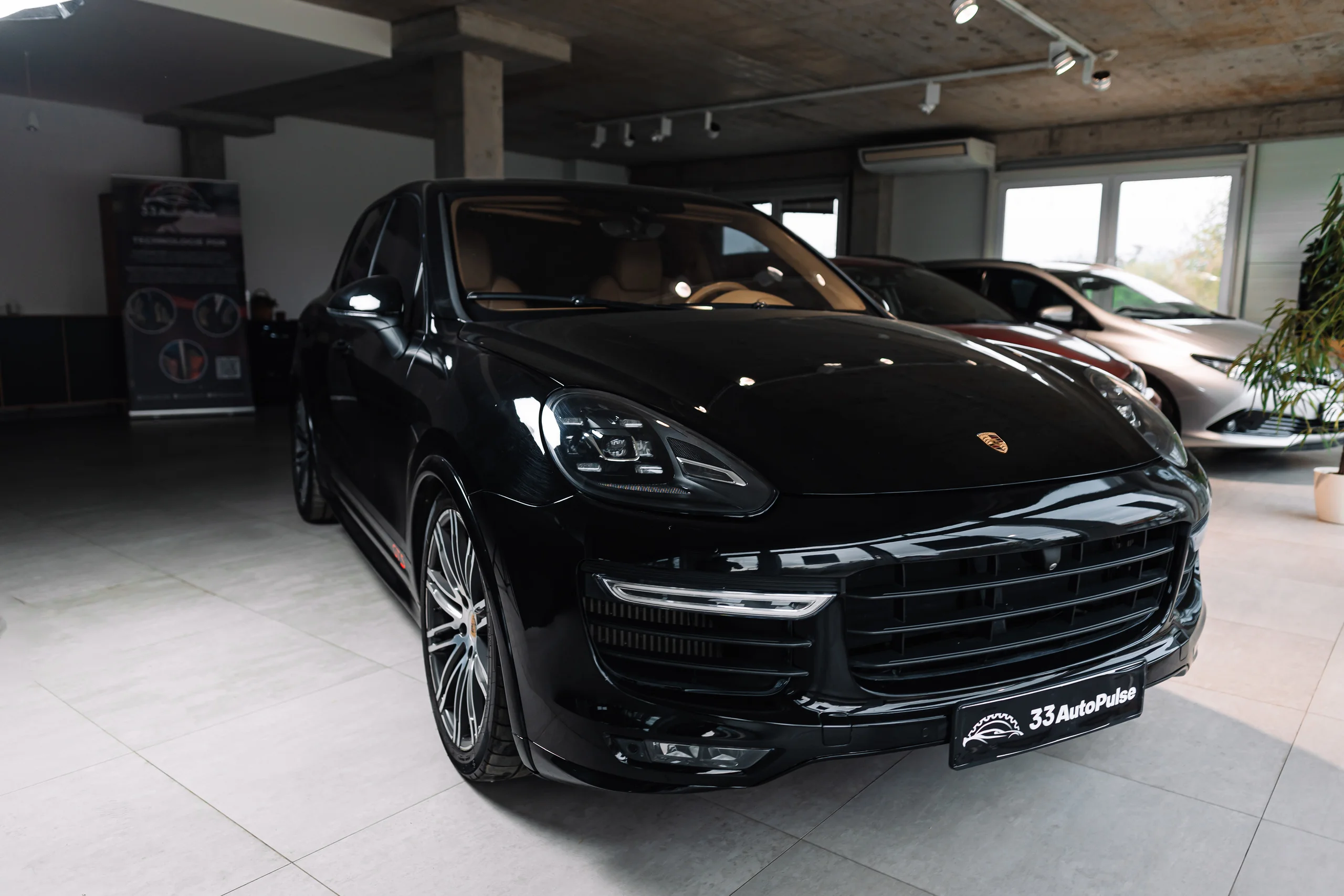 FULL FILMS, PROTECTIVE AND DARKENING FILMS FOR GLASS